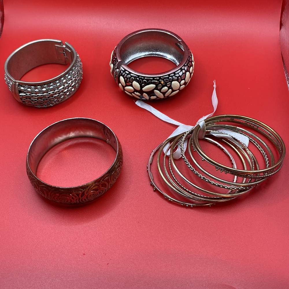 Assorted Bangles - Picture 2 of 7